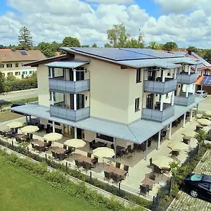 Hotel Heimfeld Restaurant Cafe Garching an Der Alz